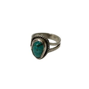 OLD “INDIAN JEWELRY / NAVAJO” SILVER × TURQUOISE RING
